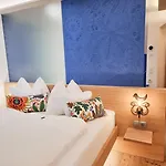 울프 4*