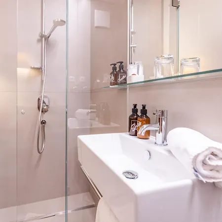 Wolf Hotell 4*