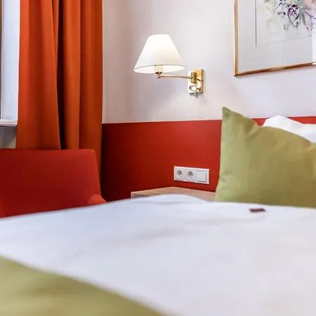 Wolf Hotell 4*