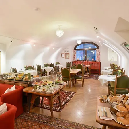 Wolf 4* זלצבורג